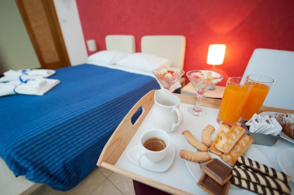 H Bed & Breakfast